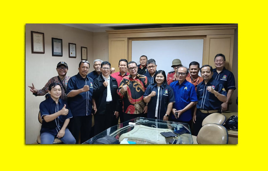 PEWARNA Indonesia Gelar Persekutuan Doa di Sekretariat